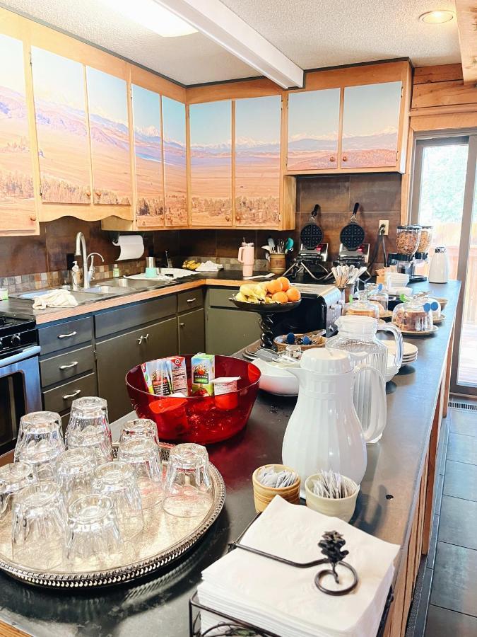 Cozy Cabin Suite Bed And Breakfast Woodland Park Εξωτερικό φωτογραφία